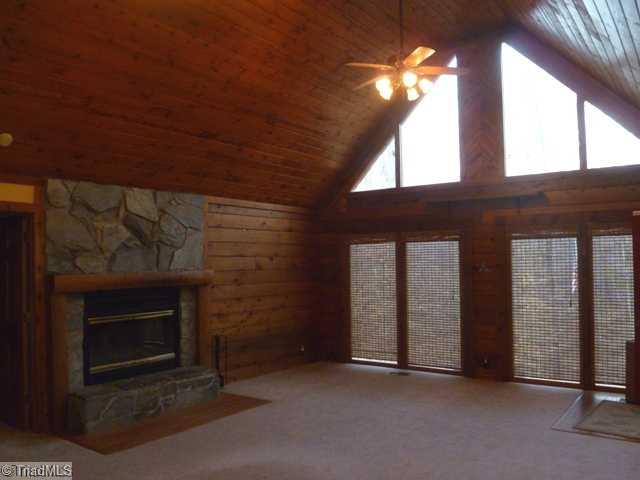 1611 Nighthawk Road Asheboro, NC 27205 - Photo 3 of 16 Living Room.