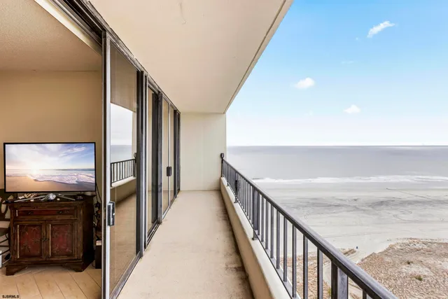 $325,000 | 3851 Boardwalk, Unit 1910, Atlantic City, NJ 08401