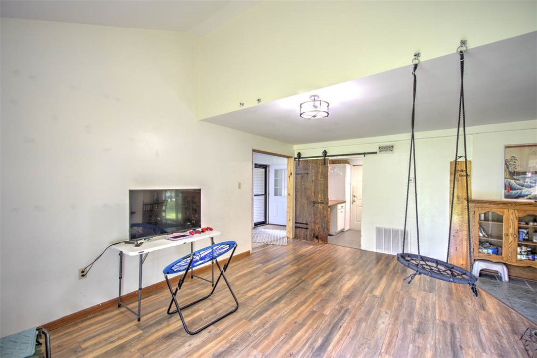 3560 Doneta Avenue Decatur, IL 62526 - Photo 8 of 25