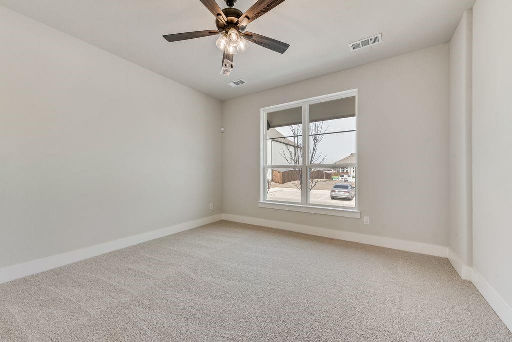 656 Blakelys Way Fate, TX 75189 - Photo 13 of 38