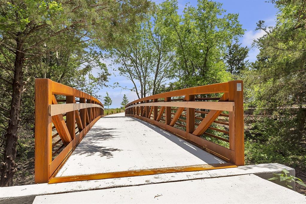 656 Blakelys Way Fate, TX 75189 - Photo 16 of 22