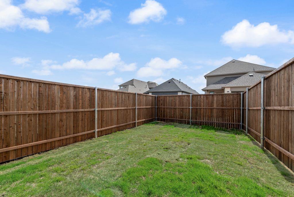 656 Blakelys Way Fate, TX 75189 - Photo 25 of 38