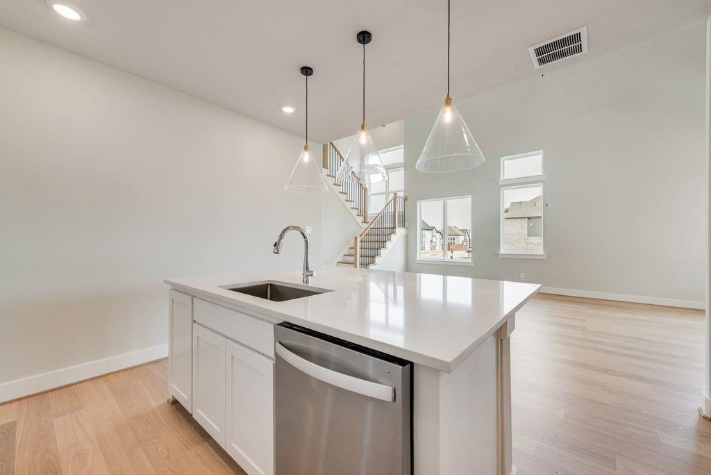 656 Blakelys Way Fate, TX 75189 - Photo 7 of 38