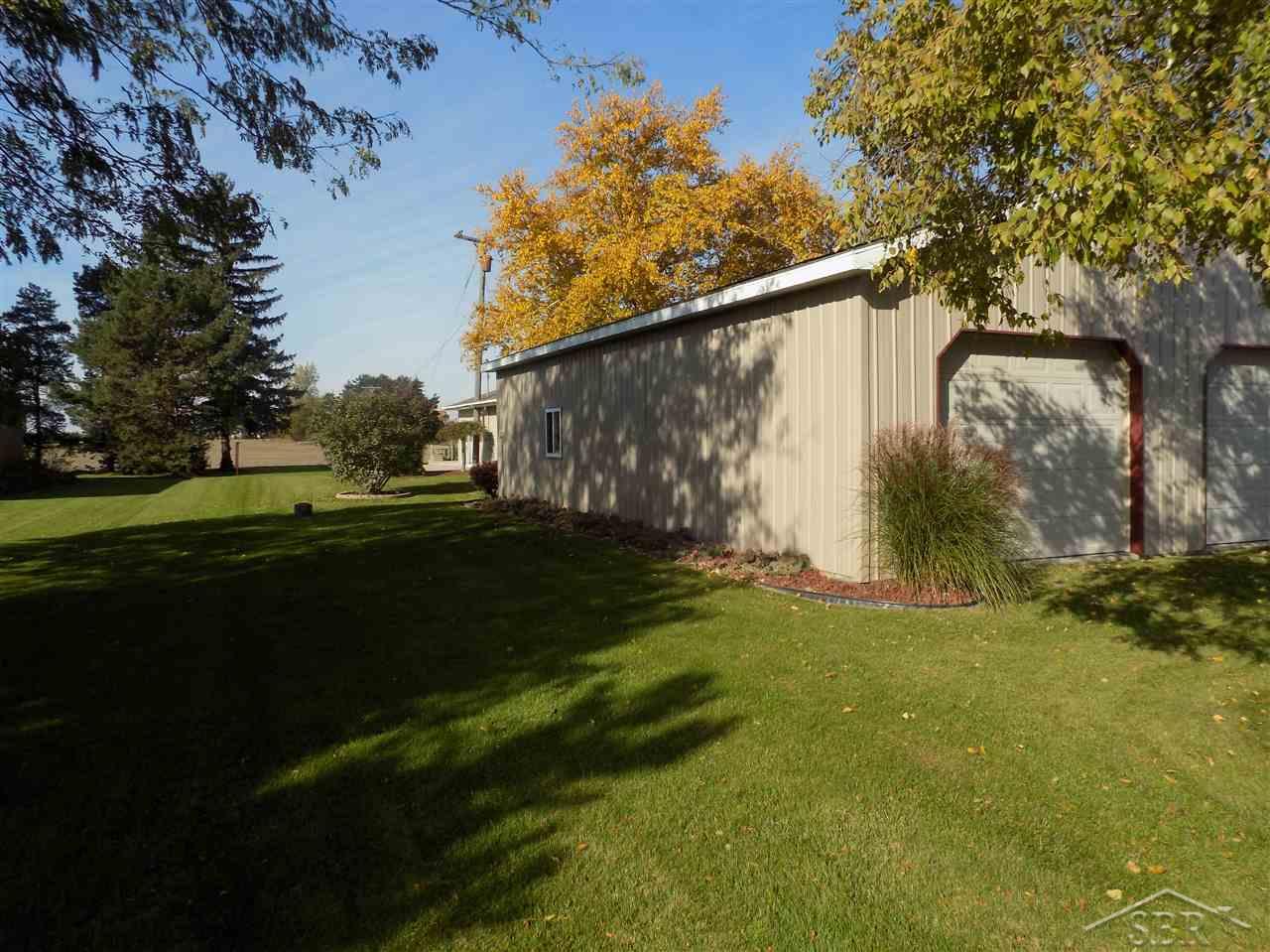 11970 East Holland Road Frankenmuth, MI 48734 - Photo 32 of 36 31364301-31.JPG