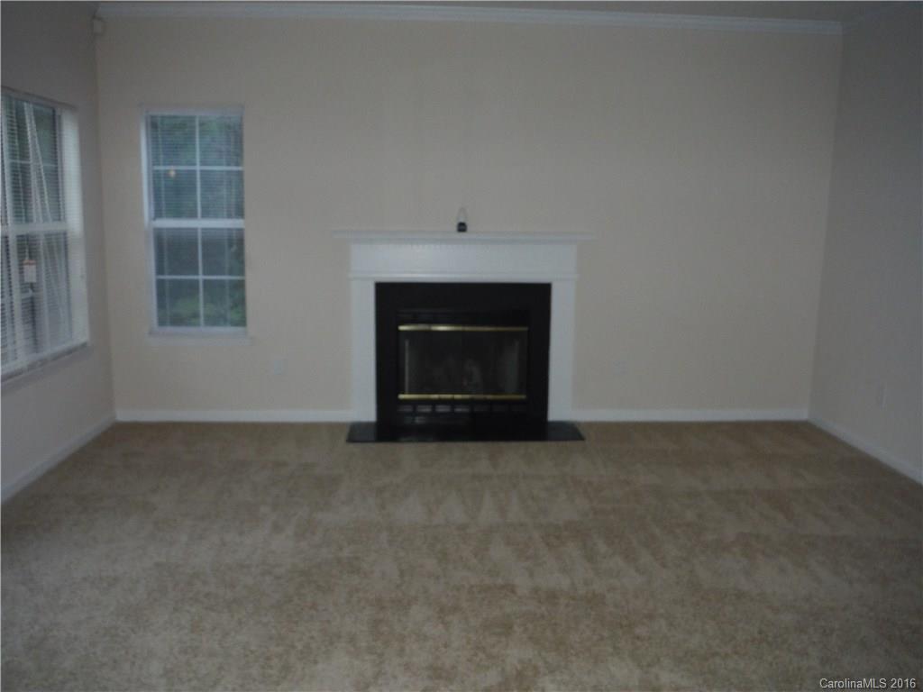 2538 Pimpernel Road Charlotte, NC 28213 - Photo 2 of 14