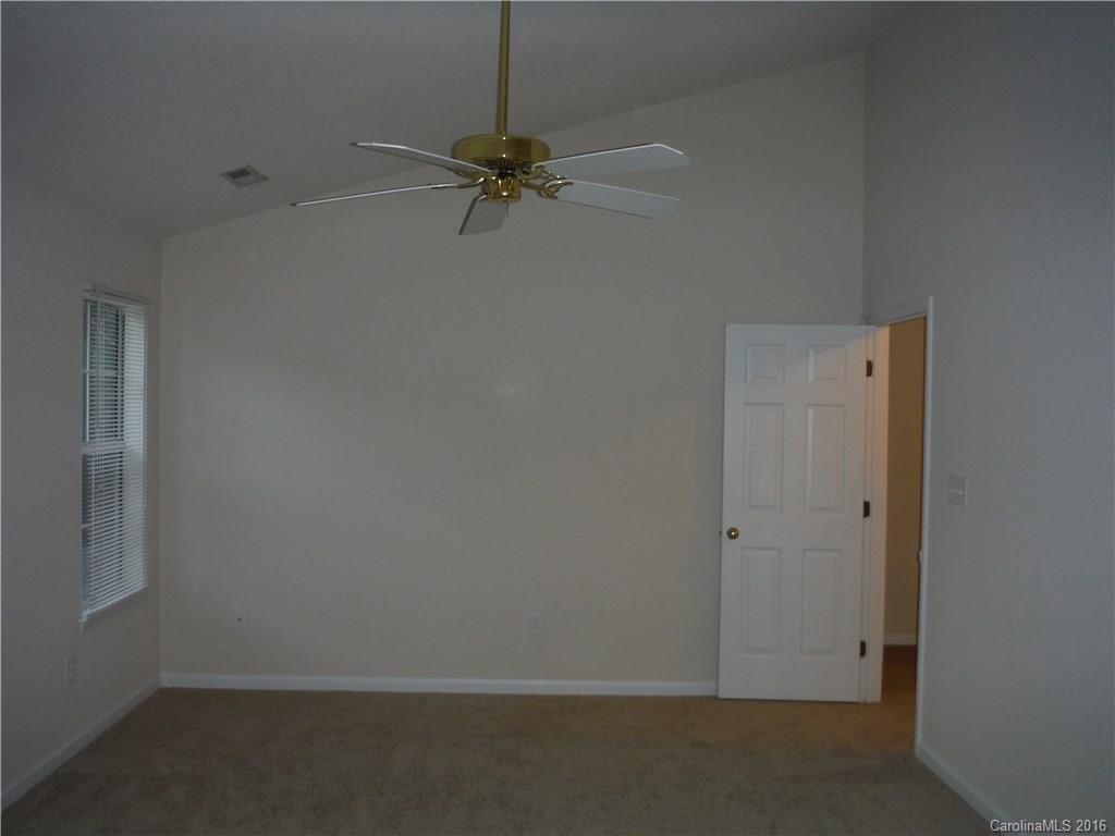 2538 Pimpernel Road Charlotte, NC 28213 - Photo 8 of 14