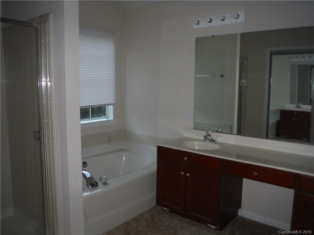 2538 Pimpernel Road Charlotte, NC 28213 - Photo 9 of 14