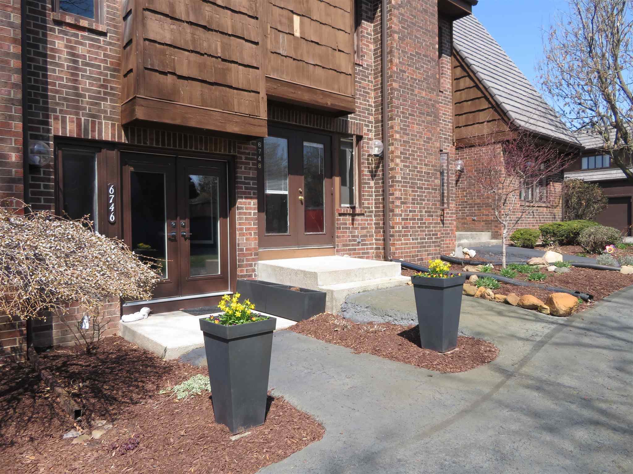 6748 Quail Ridge Lane Fort Wayne, IN 46804 - Photo 1 of 30 Gallery Image 1