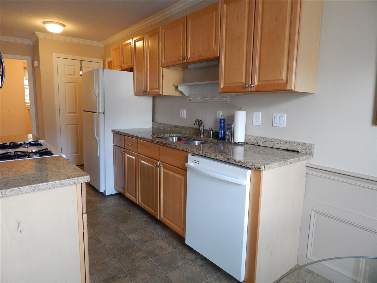 91 Winnacunnet Road, Unit 4 Hampton, NH 03842 - Photo 5 of 31