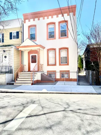 $3,000 | 247 Clendenny Avenue, Unit 1 (DUPLEX), Jersey City, NJ 07304
