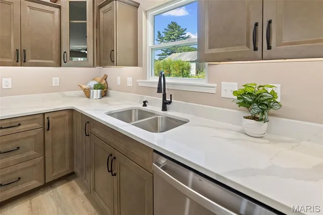 $340,000 | 6404 Winter Court, Godfrey, IL 62035