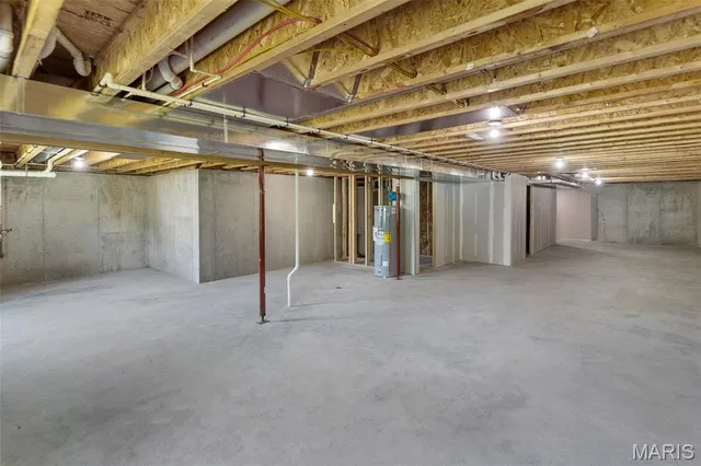 $340,000 | 6404 Winter Court, Godfrey, IL 62035