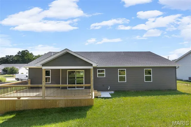 $340,000 | 6404 Winter Court, Godfrey, IL 62035
