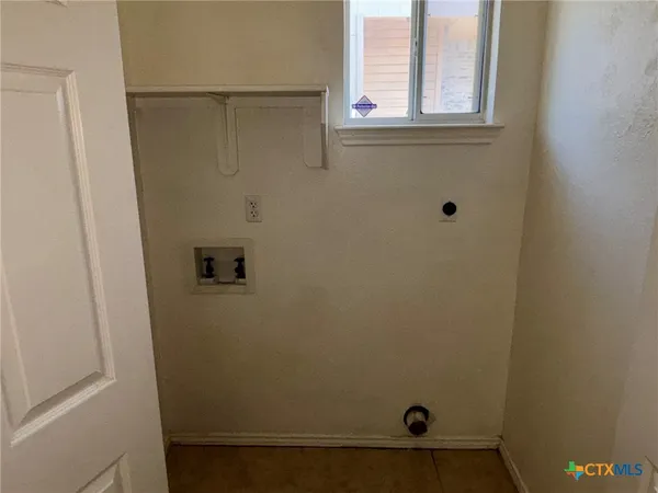 $1,050 | 2205 Garrett Drive, Killeen, TX 76543