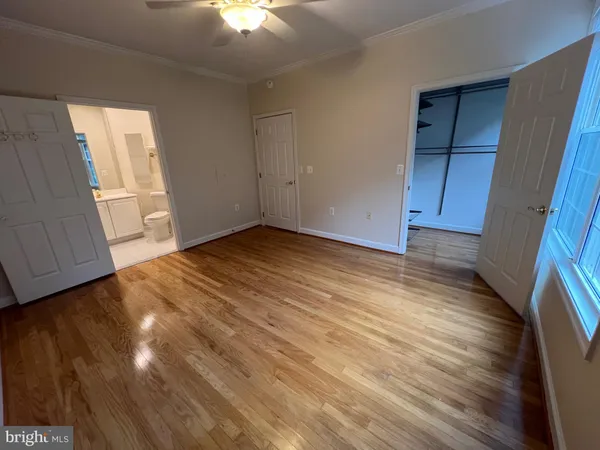 $3,345 | 1320 North Wayne Street, Unit 106, Arlington, VA 22201