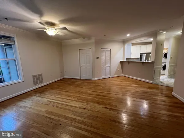$3,345 | 1320 North Wayne Street, Unit 106, Arlington, VA 22201