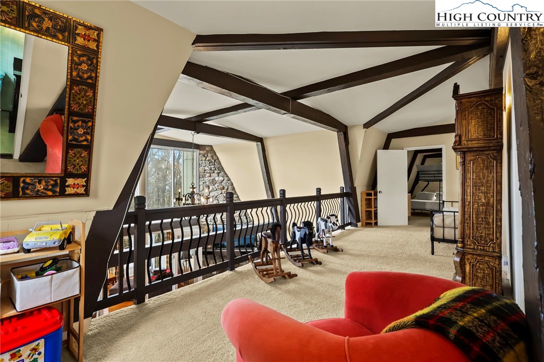 207 Pinnacle Ridge Road Beech Mountain, NC 28604 - Photo 34 of 48 a outdoor living with furniture