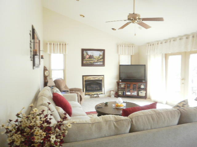 38 Pugh Road Crossville, TN 38555 - Photo 9 of 39 38 PUGH ROAD 007