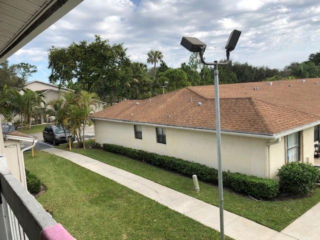 5310 Elmhurst Road, Unit E West Palm Beach, FL 33417 - Photo 15 of 24 views