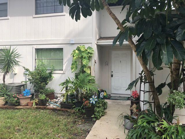 5310 Elmhurst Road, Unit E West Palm Beach, FL 33417 - Photo 8 of 24 5310-3