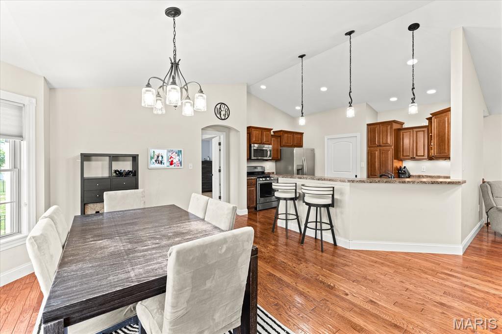 278 Shadowbrooke Troy, IL 62294 - Photo 6 of 19