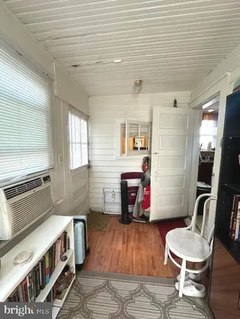 $1,350 | 803 B Wolfe Street, Fredericksburg, VA 22401