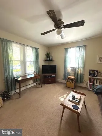 $1,350 | 803 B Wolfe Street, Fredericksburg, VA 22401