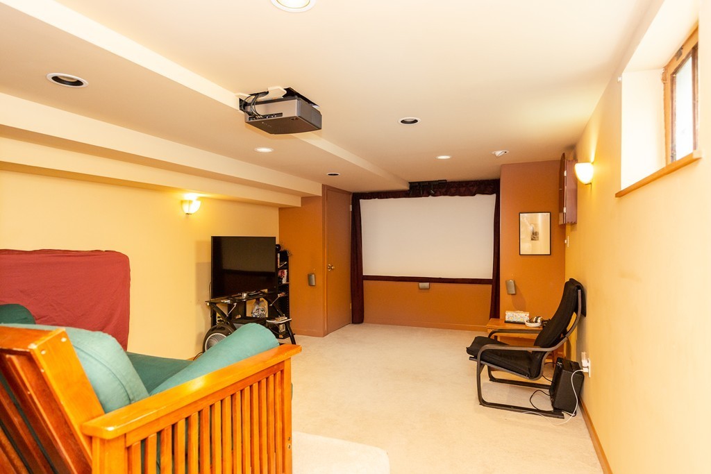 9 Seagrave Road, Unit 1 Cambridge, MA 02140 - Photo 21 of 26 Gallery Image 21