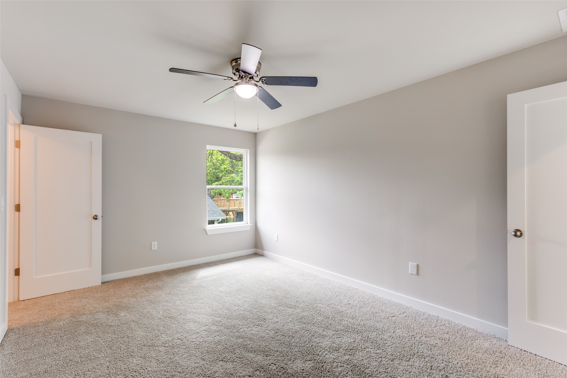 8012 Gault Street Austin, TX 78757 - Photo 24 of 47