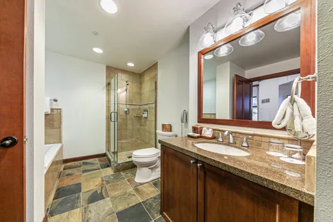 $1,000,000 | 400 Resort Road, Unit 118 120, Olympic Valley, CA 96146