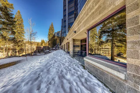 $1,000,000 | 400 Resort Road, Unit 118 120, Olympic Valley, CA 96146