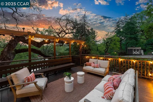 a outdoor view with sitting space