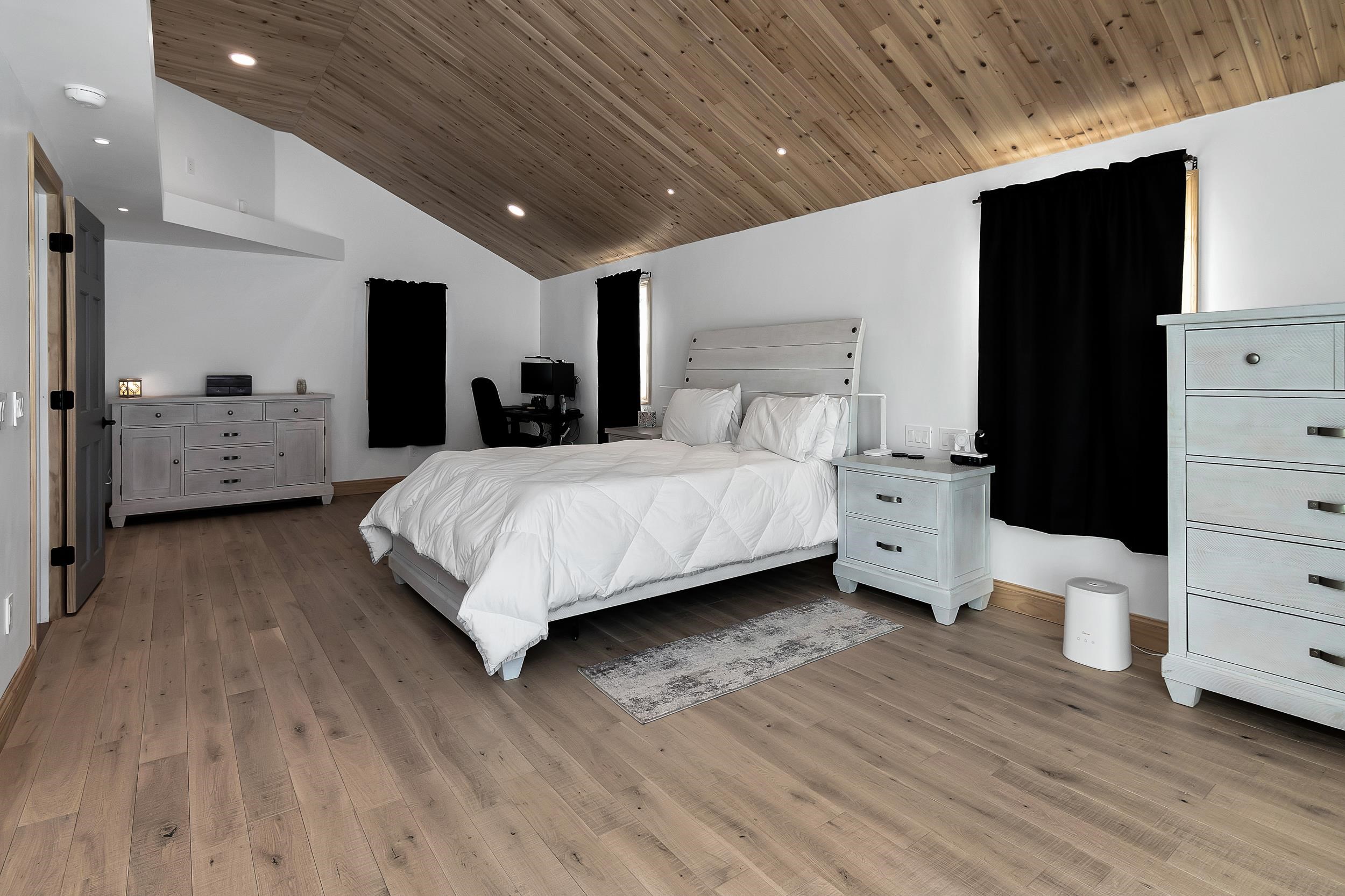 3 Sunrise Drive Pelham, NH 03076 - Photo 31 of 42