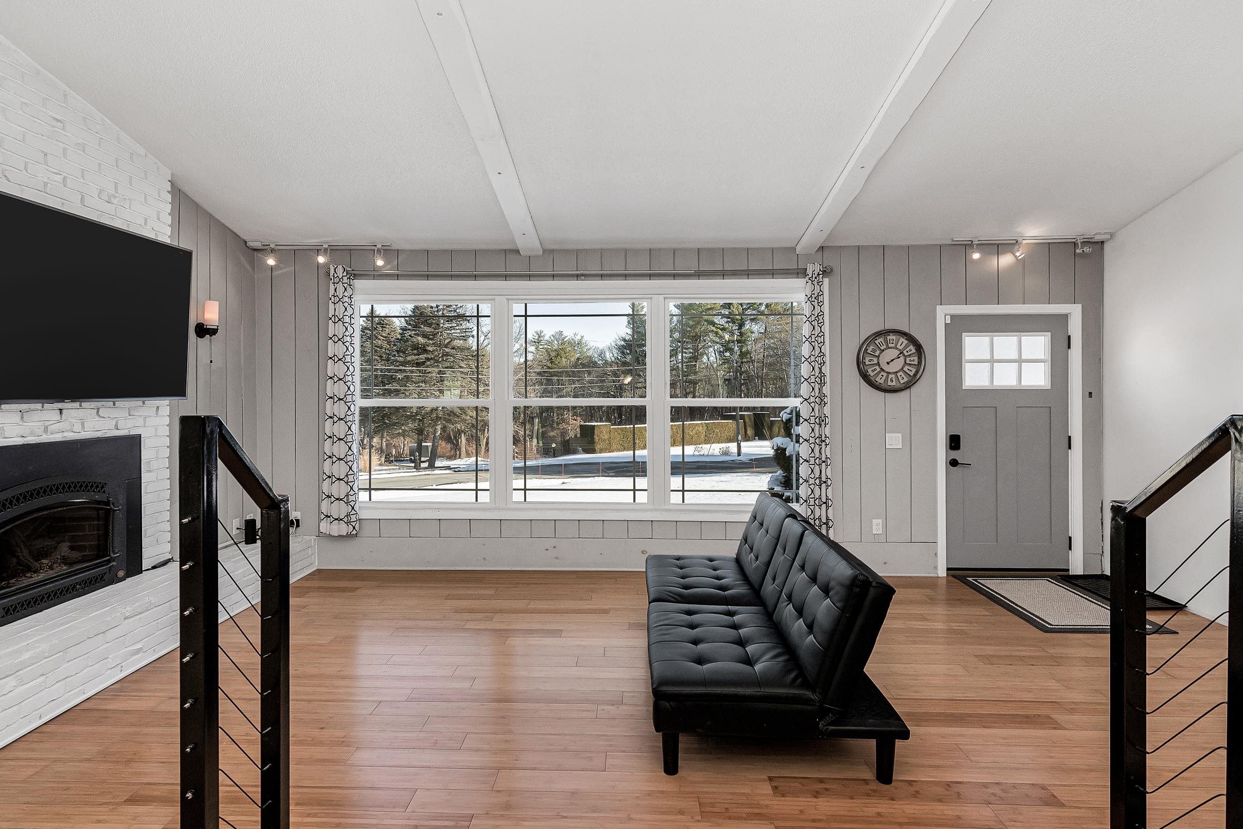 3 Sunrise Drive Pelham, NH 03076 - Photo 4 of 42