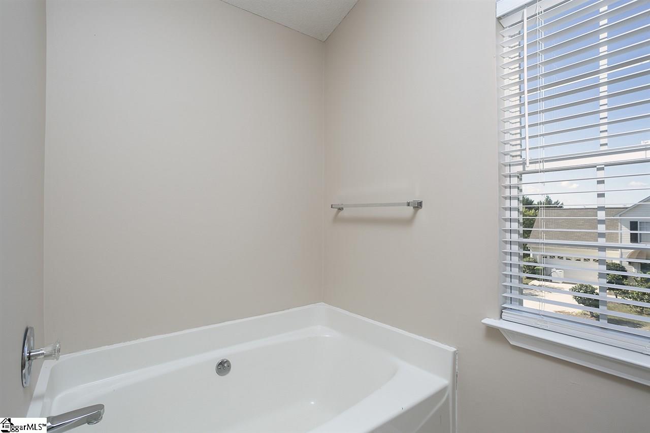 114 Fawnbrook Drive Greer, SC 29650 - Photo 19 of 30