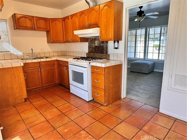$2,950 | 7902 8th Street, Buena Park, CA 90621