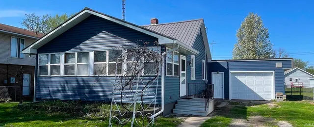 $160,000 | 305 West New York Street, Knox, IN 46534