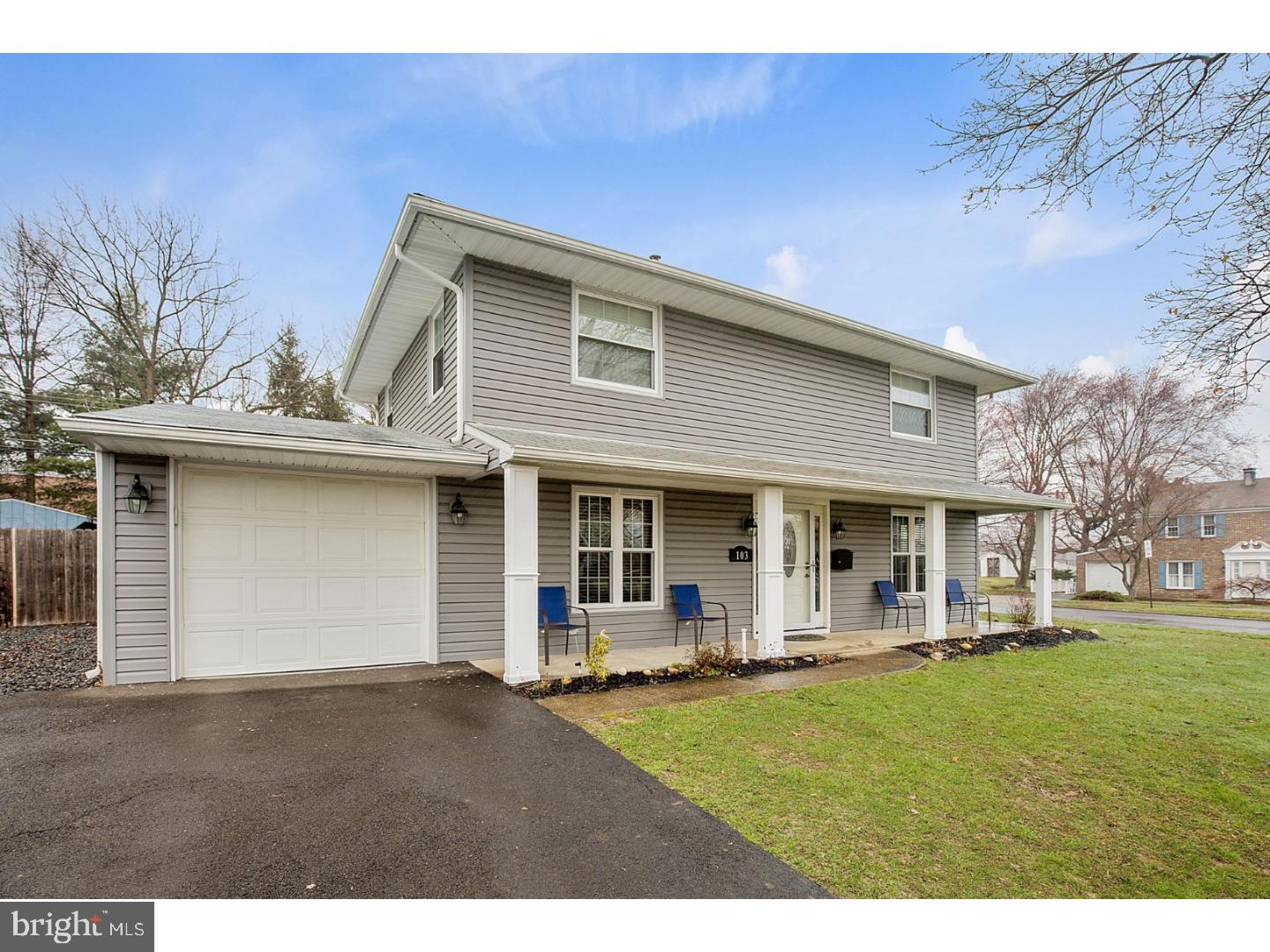 103 Terrace Road Levittown, PA 19056 - Photo 3 of 25