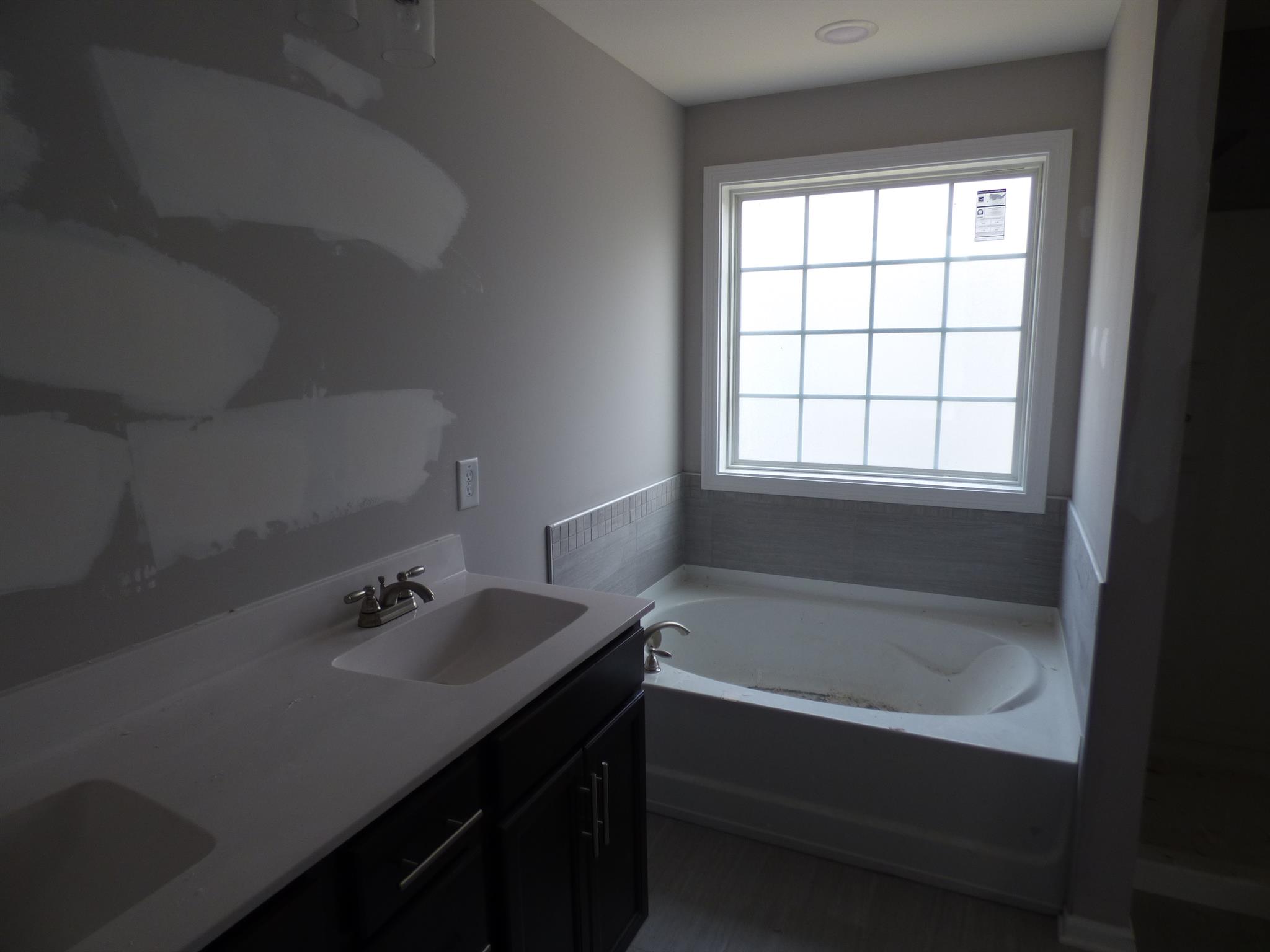 1769 Rains Road Clarksville, TN 37042 - Photo 11 of 15 Gallery Image 11