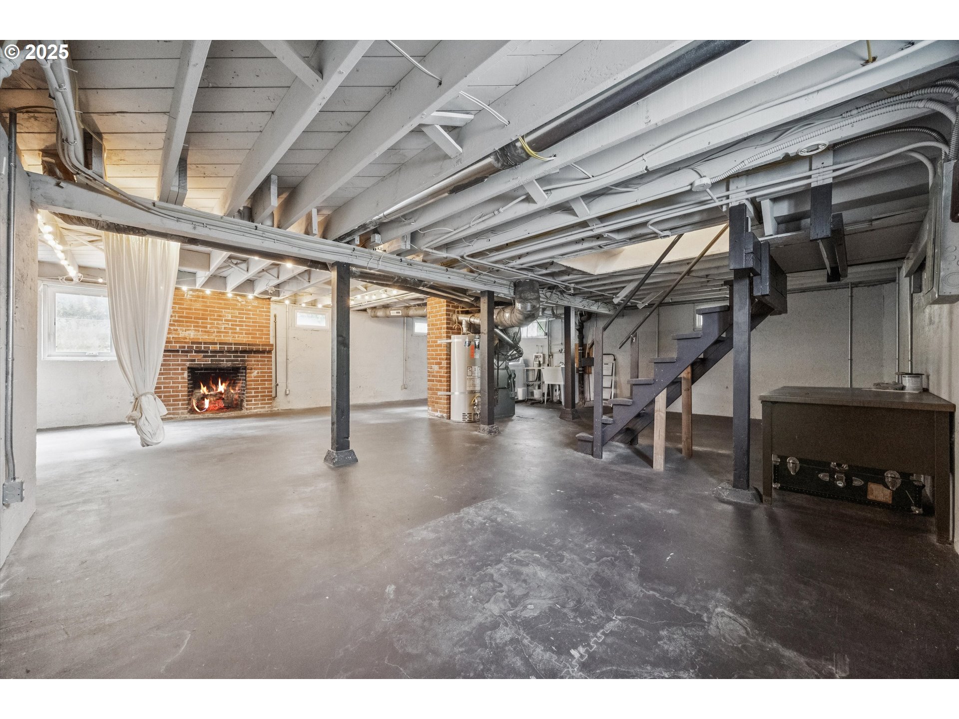 6443 Northeast 33rd Avenue, Unit A Portland, OR 97211 - Photo 23 of 27