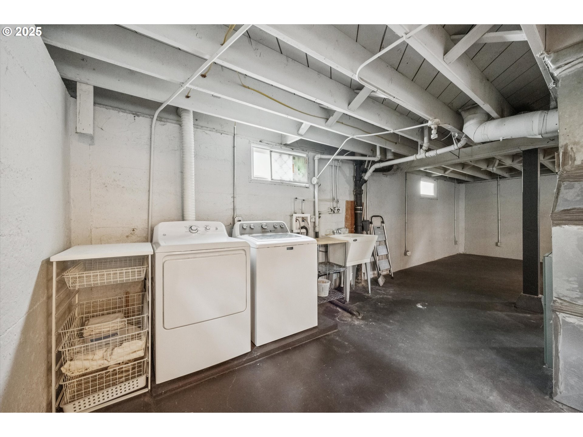 6443 Northeast 33rd Avenue, Unit A Portland, OR 97211 - Photo 24 of 27