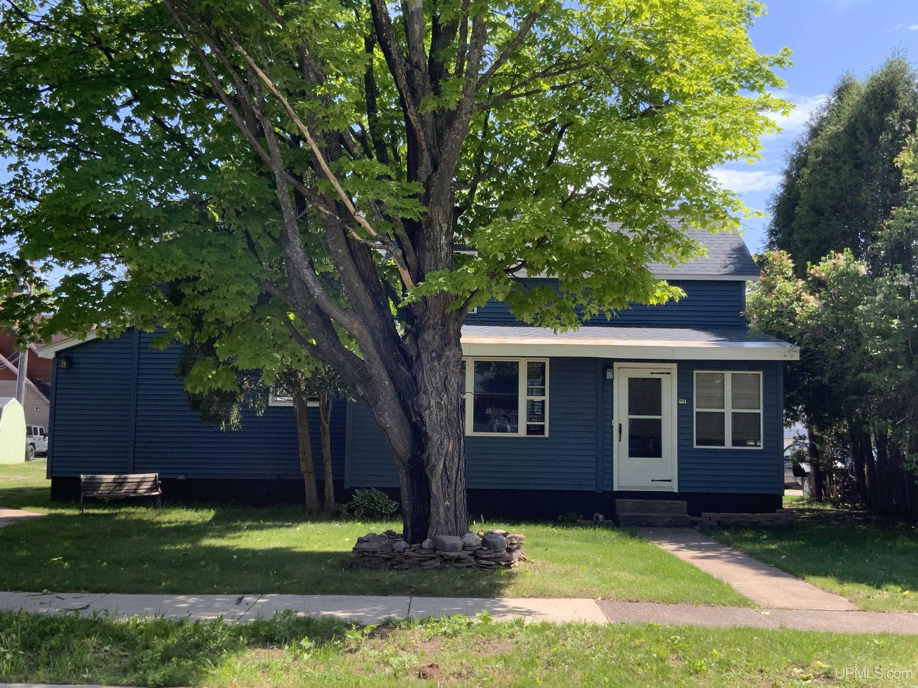 604 Carr Street Negaunee, MI 49866 - Photo 40 of 43