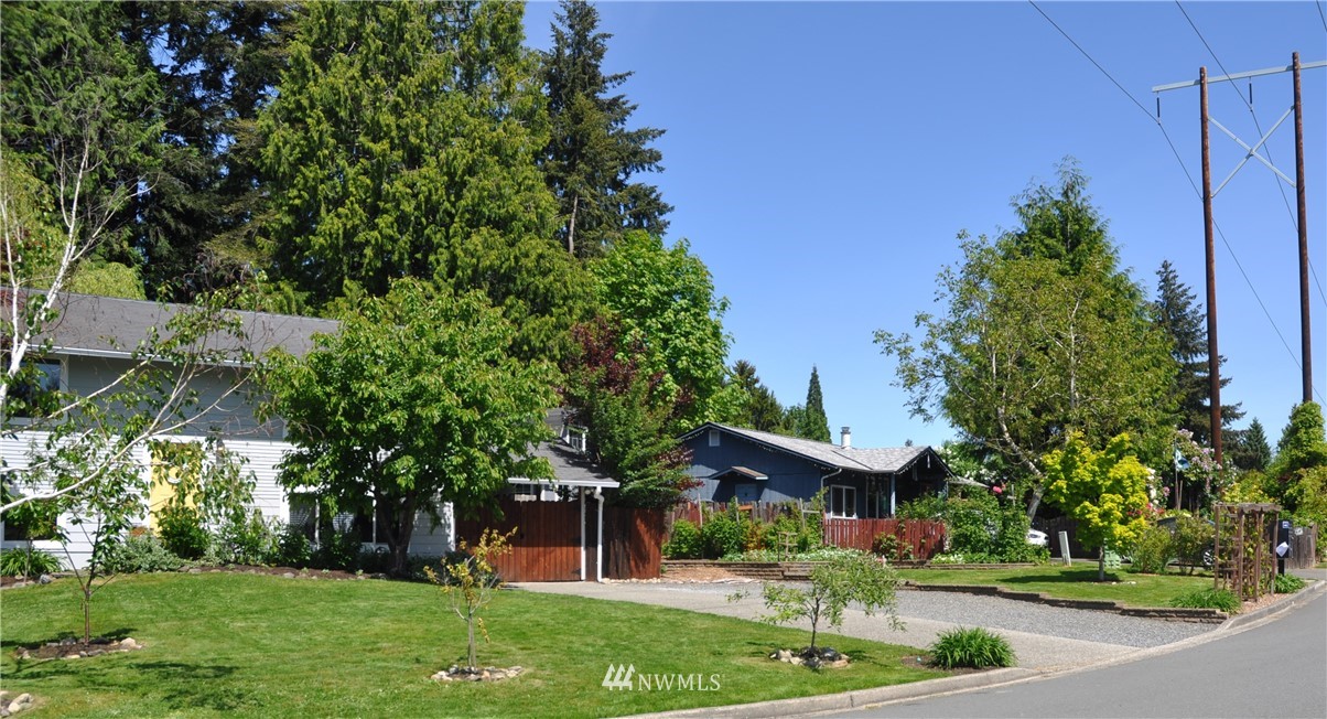 523-212 212th Street Southwest Bothell, WA 98021 - Photo 2 of 25
