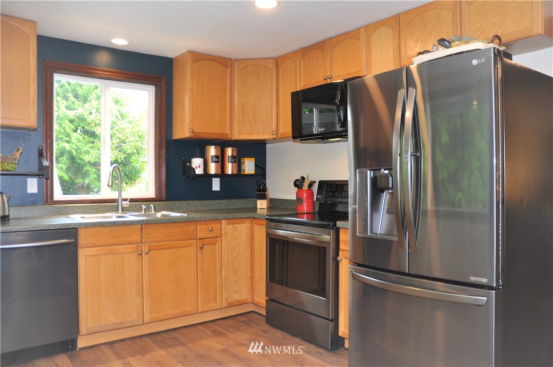 523-212 212th Street Southwest Bothell, WA 98021 - Photo 11 of 25