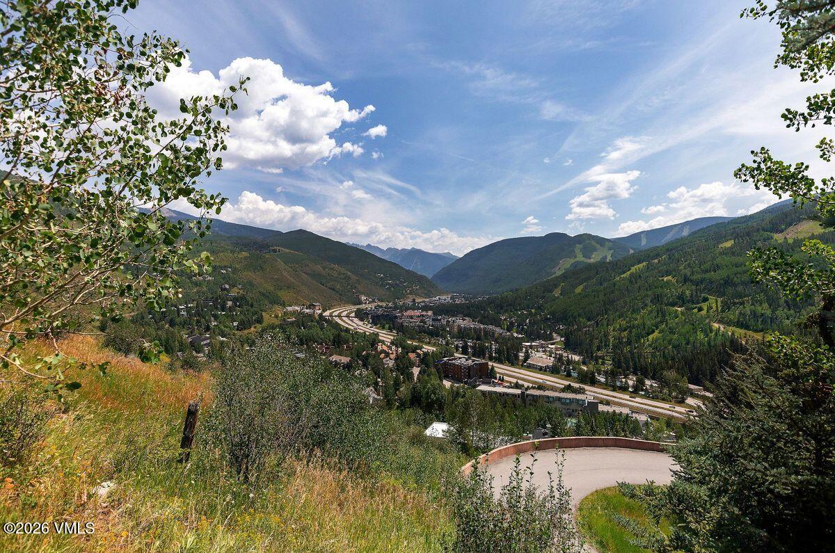 1410 Buffehr Creek Road, Unit B Vail, CO 81657 - Photo 7 of 31 photo_offline_026