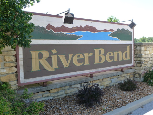 2777 Stone Fence Drive Kankakee, IL 60901 - Photo 1 of 1 a sign that is on the side of the wall