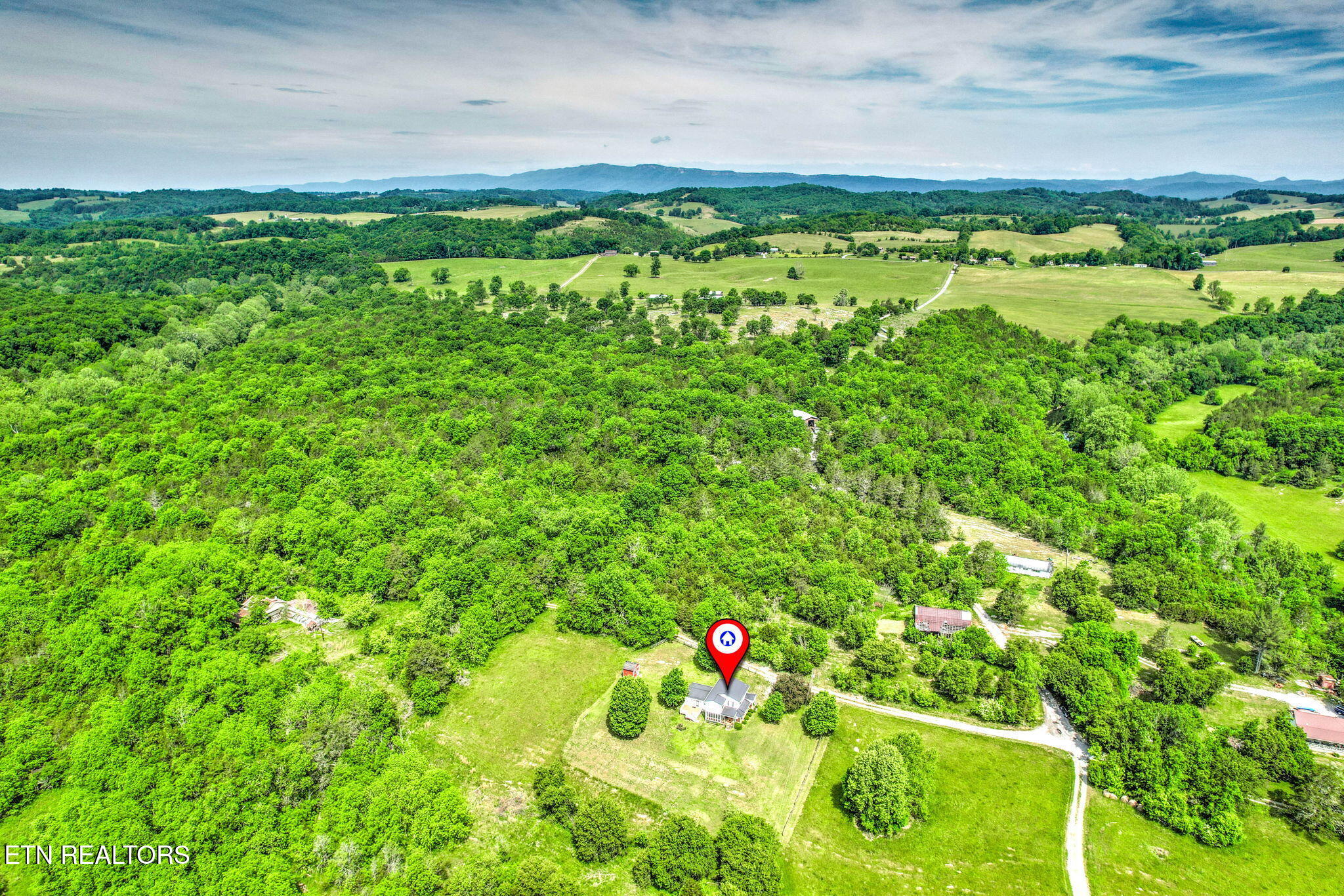 357 Neal Road Tazewell, TN 37879 - Photo 47 of 52 47-web-or-mls-DJI_0233_4_5