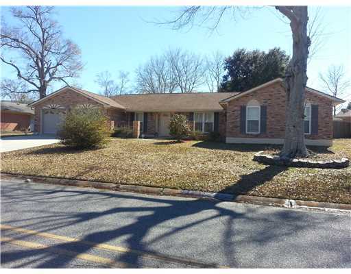 3308 Nottingham Road Ocean Springs, MS 39564 - Photo 1 of 25 Primary Photo