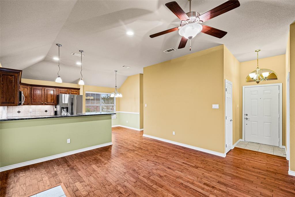 9417 Ravenswood Road Granbury, TX 76049 - Photo 5 of 39