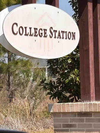 $2,900 | 3806 Heartwood Street, Panama City, FL 32404